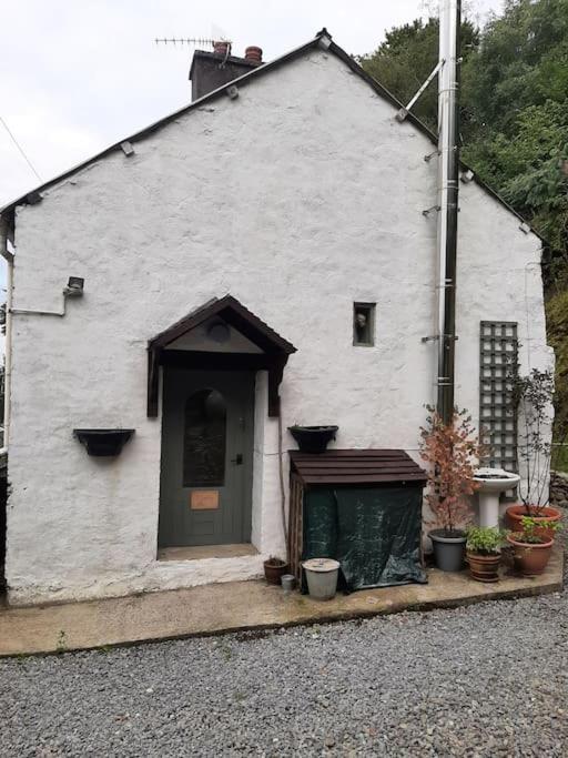Y Smithy Apartment Llanybydder Exterior photo
